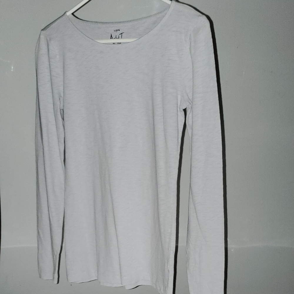 Long sleeved top